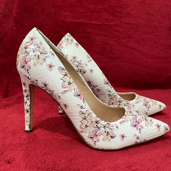 Call It Spring Shoes - Call it spring vegan floral shoes 👠